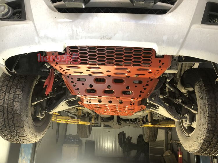 汽車(chē)護(hù)板